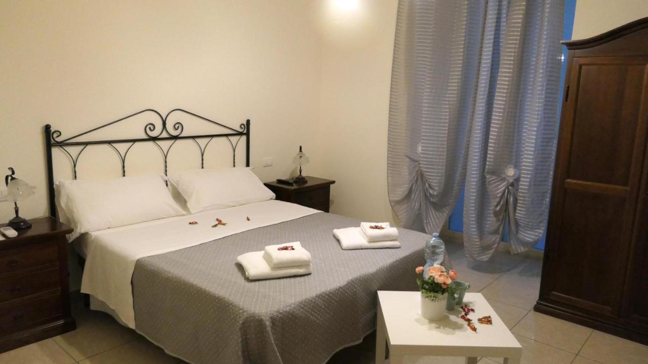B&B Dimora Cirillo ナポリ エクステリア 写真